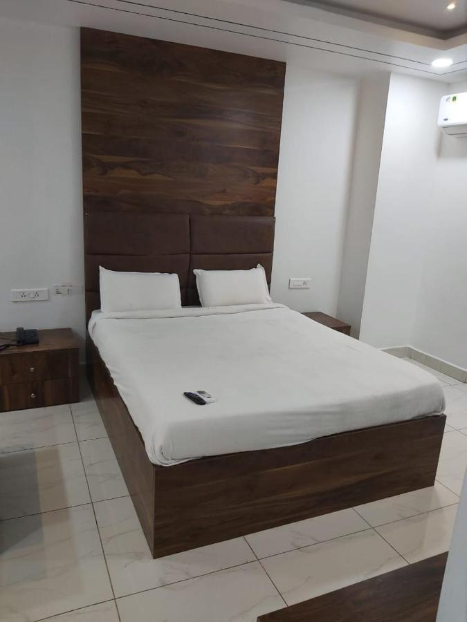 Hotel Sahasra Dla Warangal Exterior photo